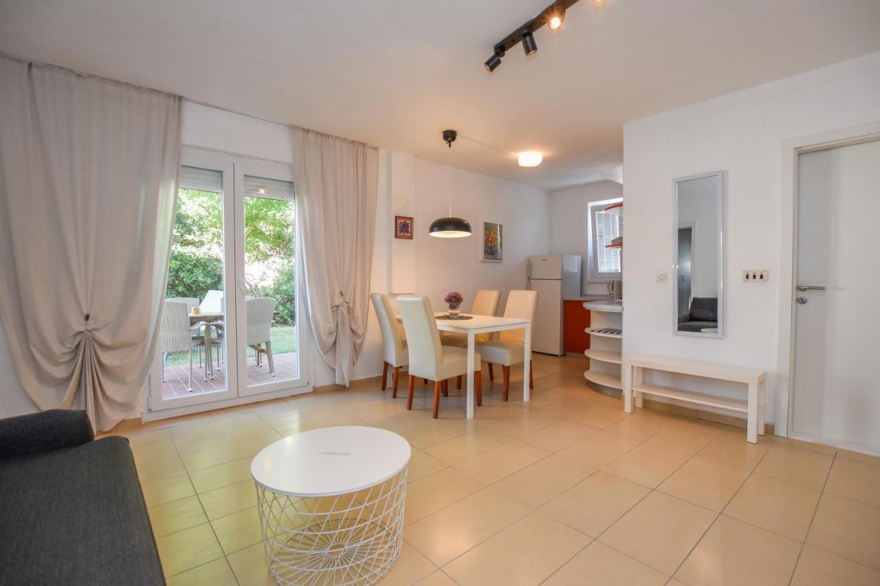 Apartamento Movo House Pag Town Exterior foto