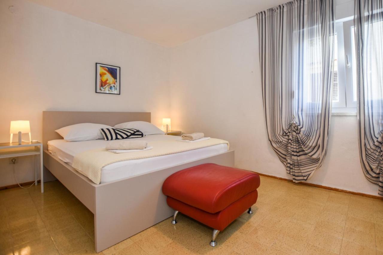 Apartamento Movo House Pag Town Exterior foto